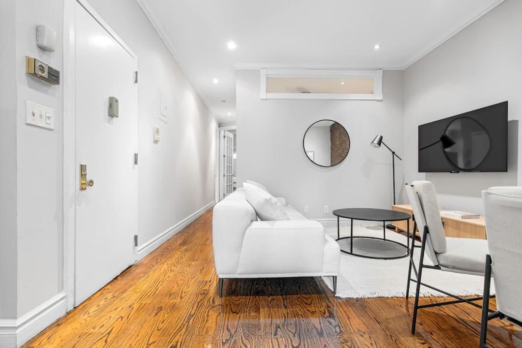 Gorgeous & Bright 3Bdr & 1Bth In Midtown Manhattan New York Buitenkant foto